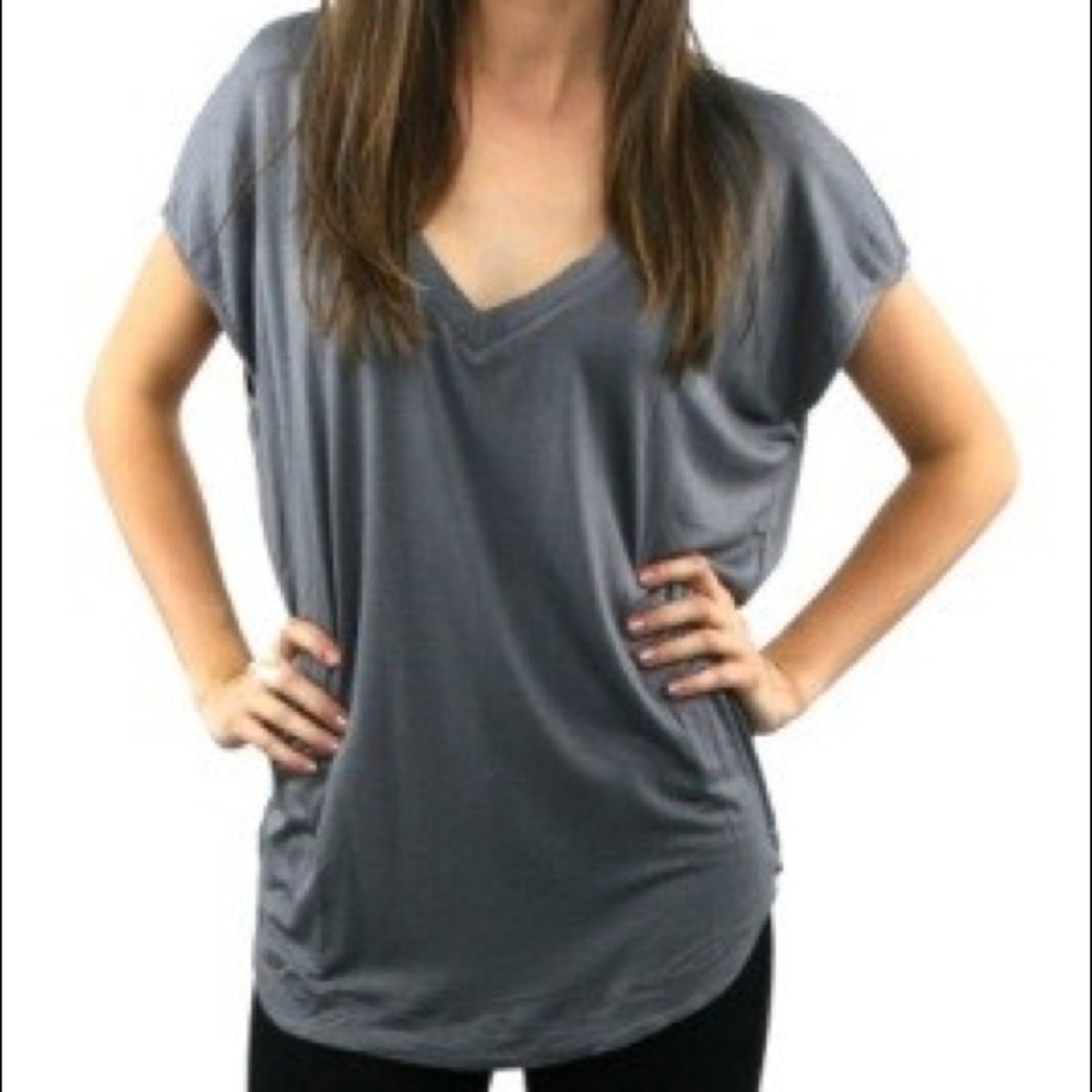 NWT Gray V-Neck Loose Short Sleeve Tee/Top